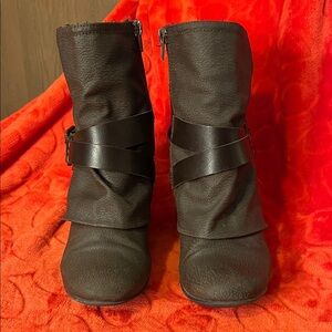 Chic Black Ankle Booties with Strap Detail